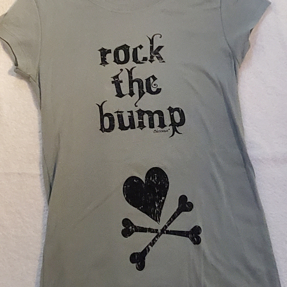 Green Graphic Short Sleeve Tee Rock the Bump